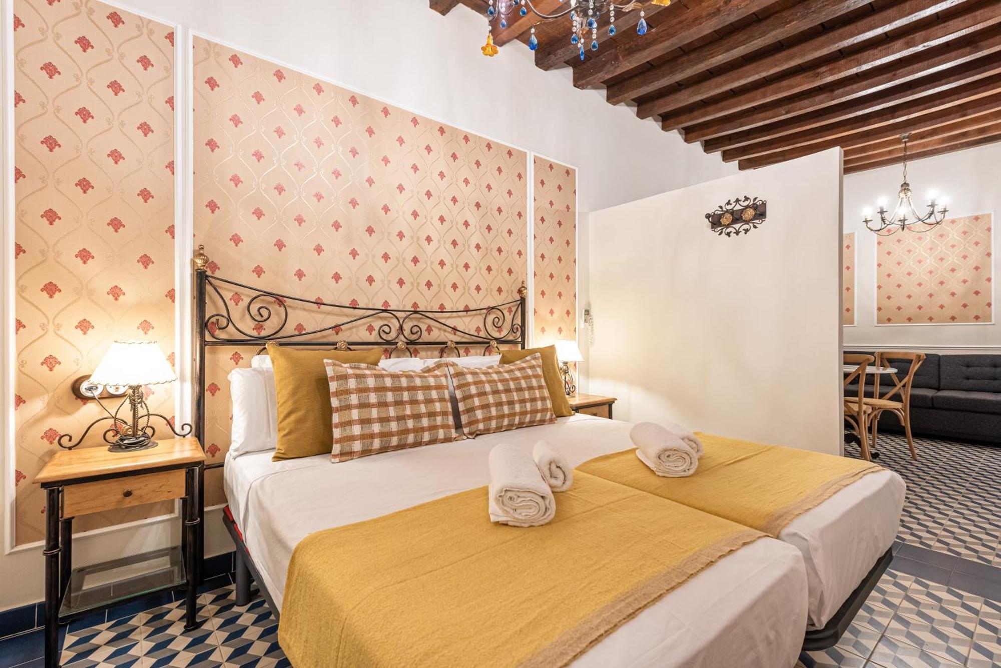 Casa Museo La Merced By Stay Unique มาลากา ภายนอก รูปภาพ